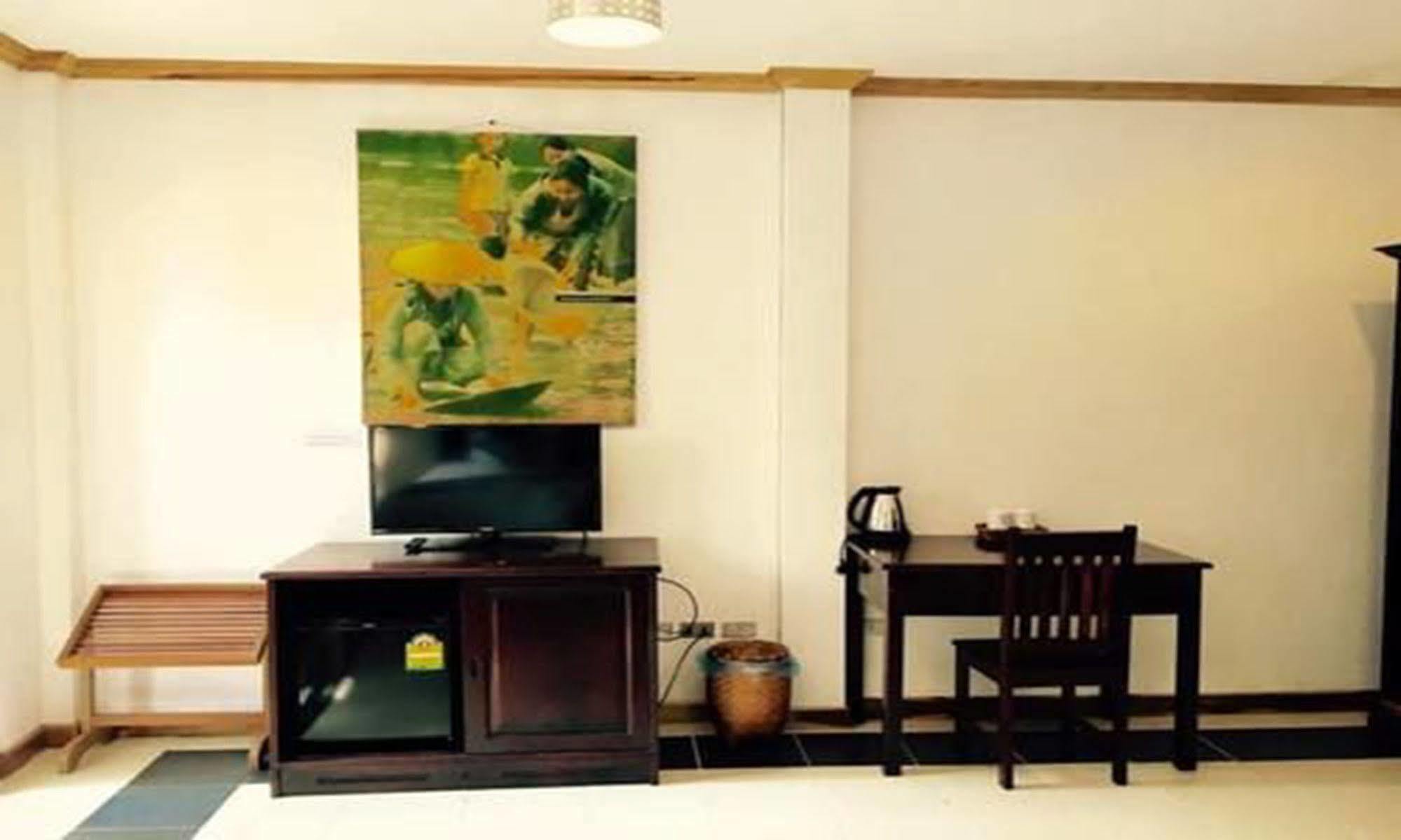 Luang Prabang Oasis Hotel מראה חיצוני תמונה