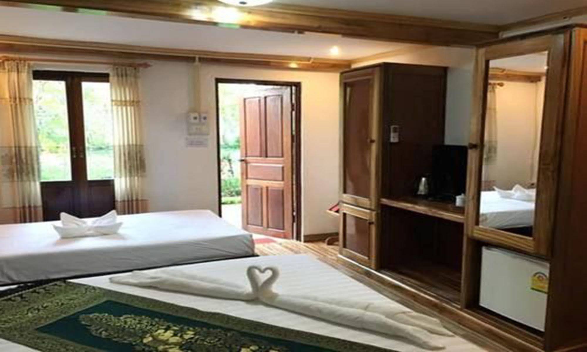 Luang Prabang Oasis Hotel מראה חיצוני תמונה