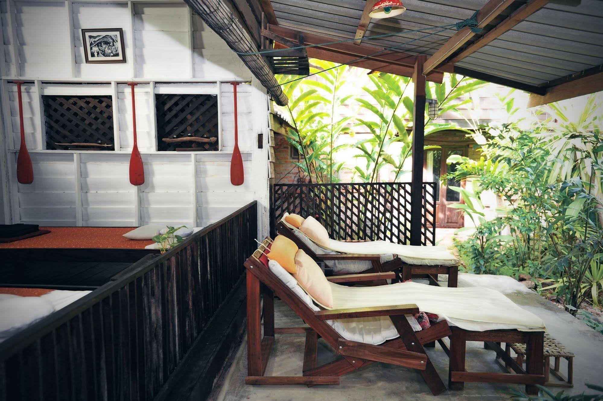 Luang Prabang Oasis Hotel מראה חיצוני תמונה