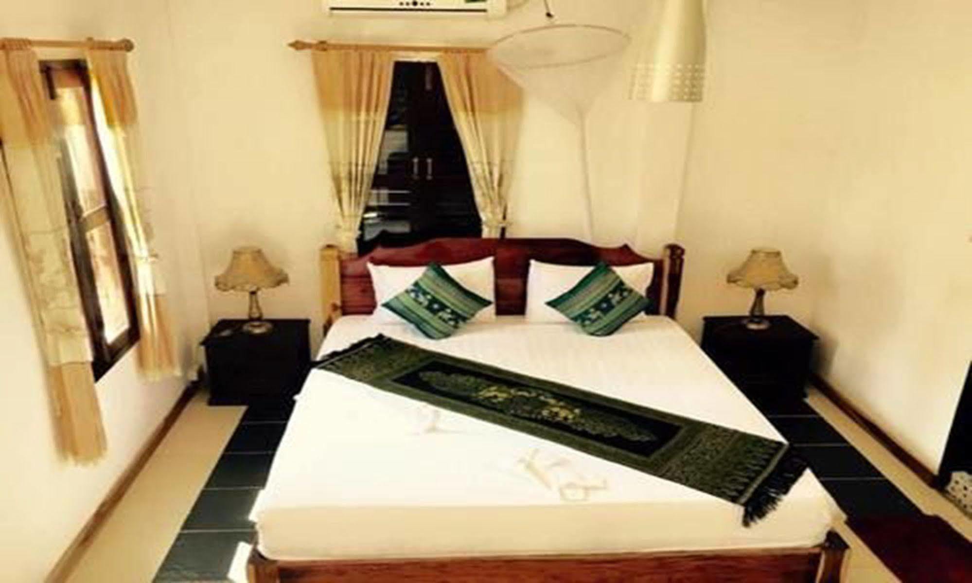 Luang Prabang Oasis Hotel מראה חיצוני תמונה