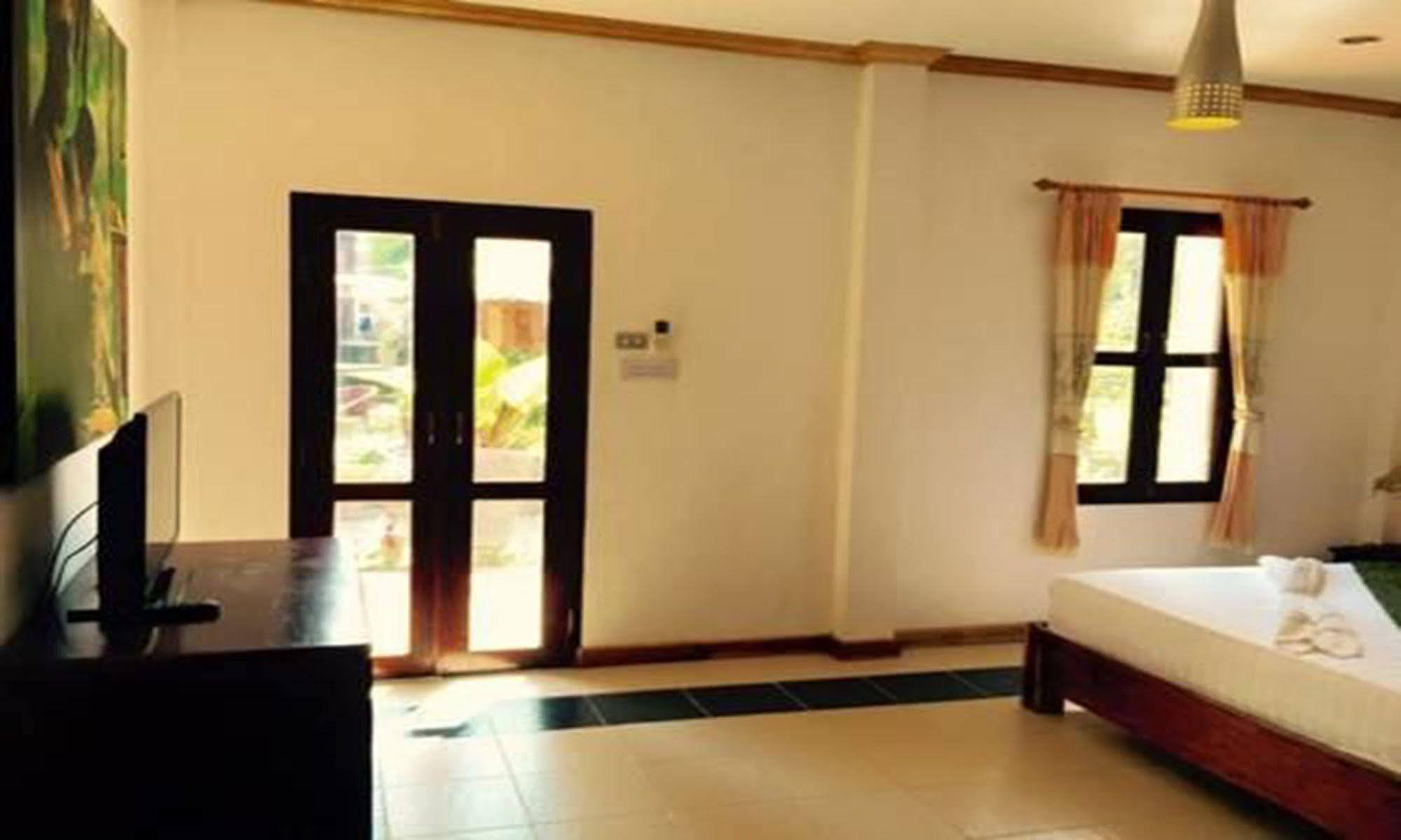Luang Prabang Oasis Hotel מראה חיצוני תמונה