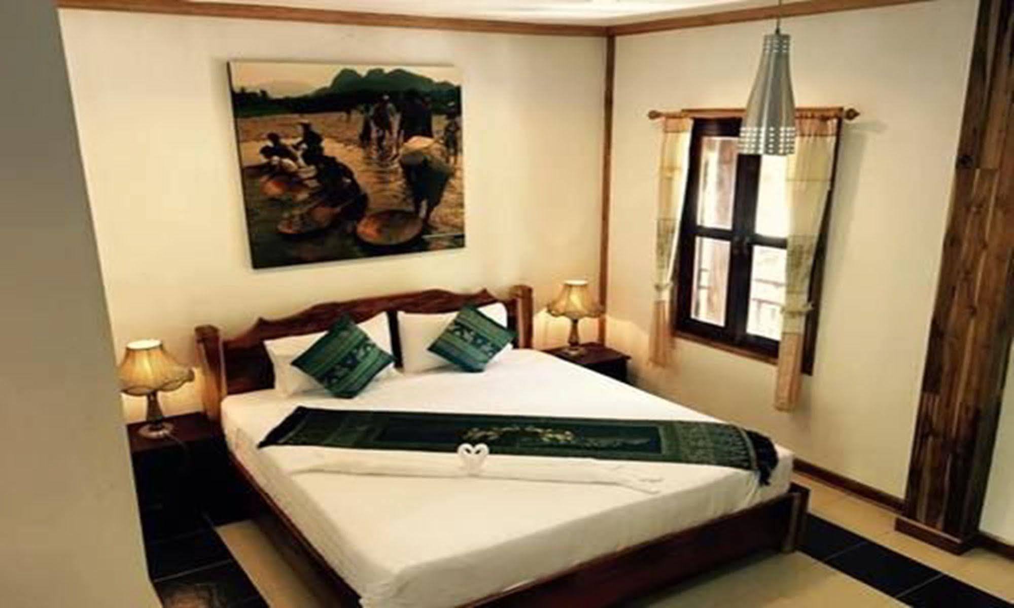 Luang Prabang Oasis Hotel מראה חיצוני תמונה